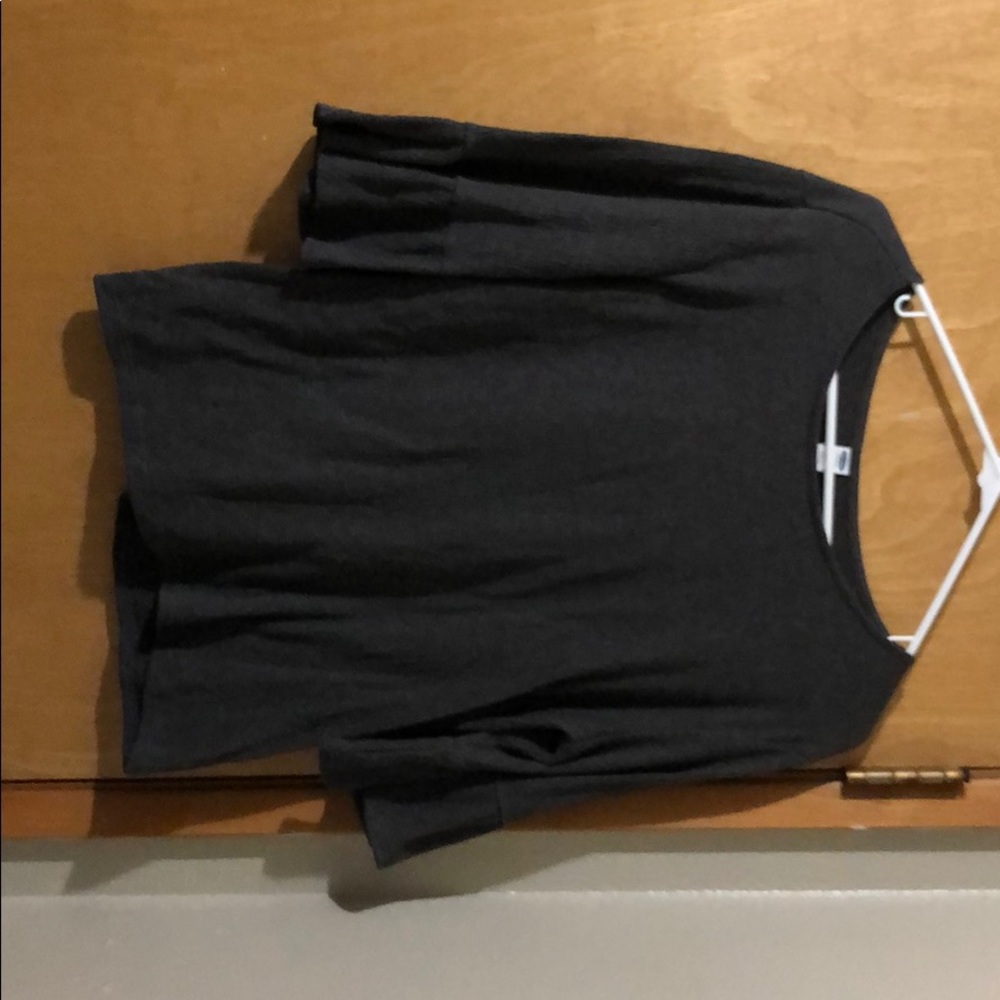 Size medium old navy fancy shirt.